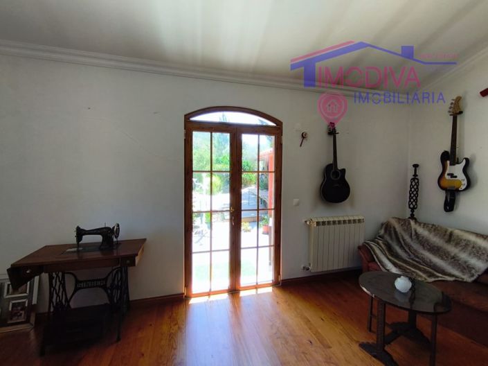 Image No.39-3 Bed House for sale