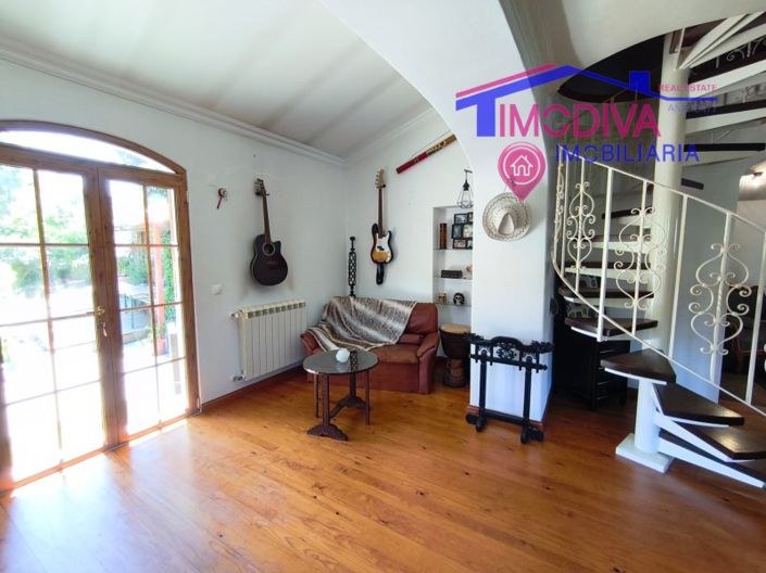 Image No.41-3 Bed House for sale