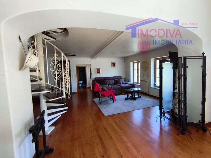 Image No.44-3 Bed House for sale