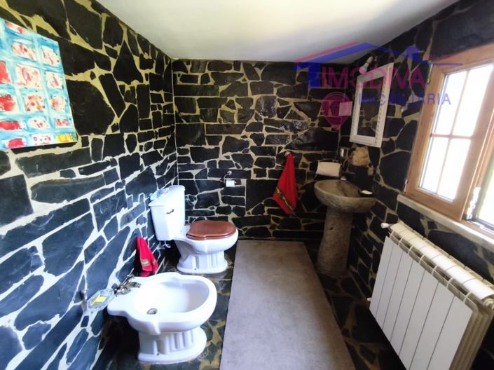 Image No.67-3 Bed House for sale