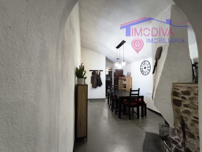 Image No.72-3 Bed House for sale