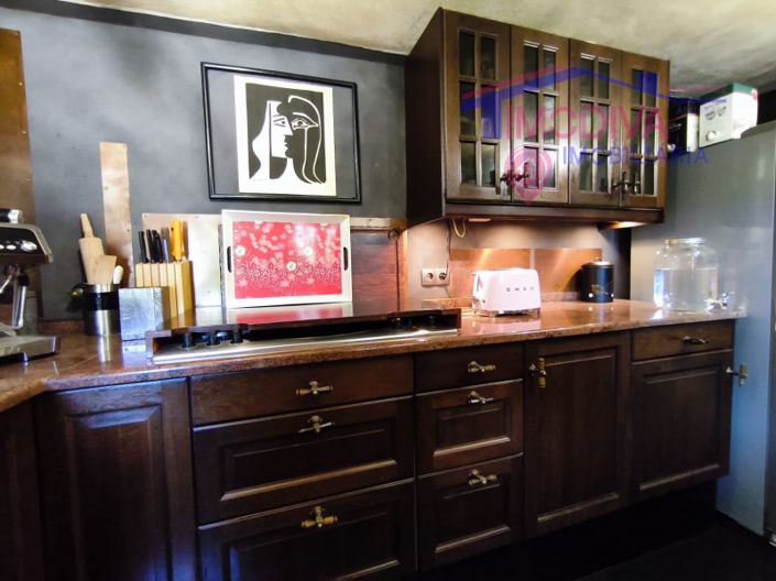 Image No.84-3 Bed House for sale