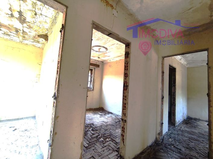 Image No.24-3 Bed House for sale