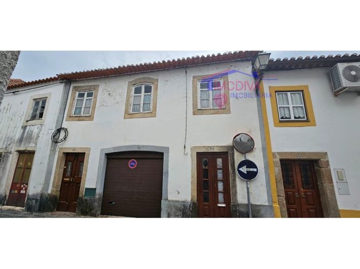 Image No.1-3 Bed House for sale