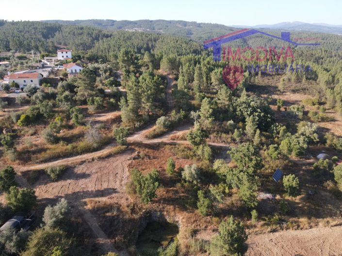 Image No.10-4 Bed House for sale