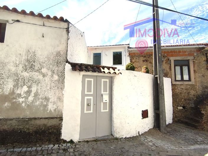 Image No.1-Maison de 2 chambres à vendre à Figueiró dos Vinhos