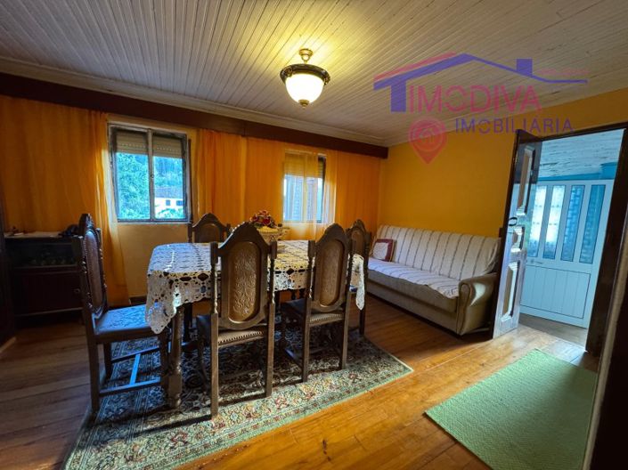 Image No.10-2 Bed House for sale