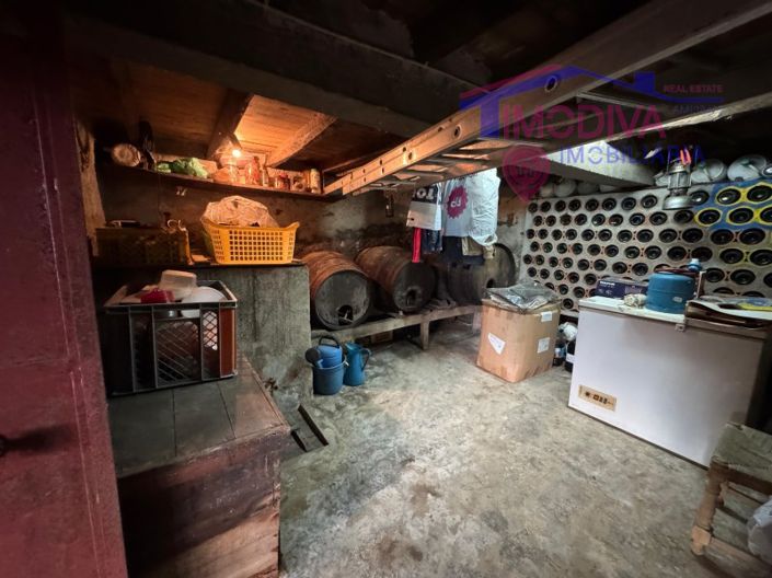 Image No.20-2 Bed House for sale