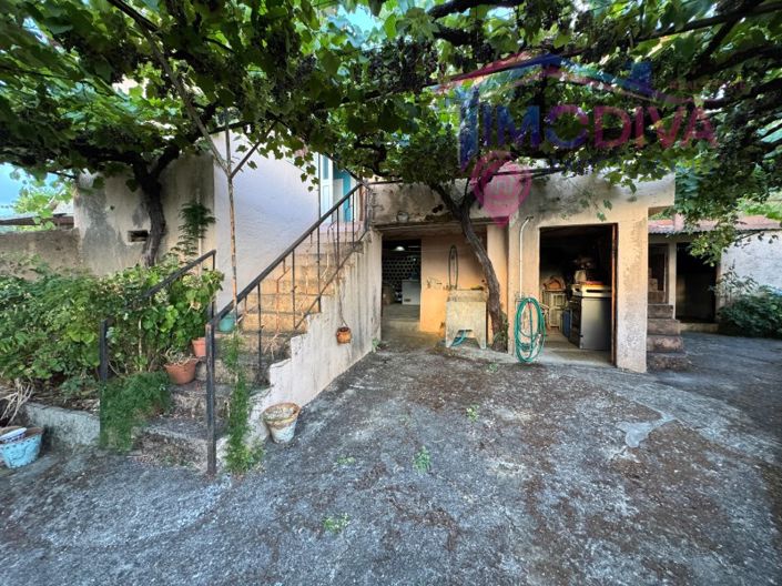 Image No.3-2 Bed House for sale