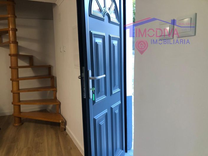 Image No.2-1 Bed House for sale