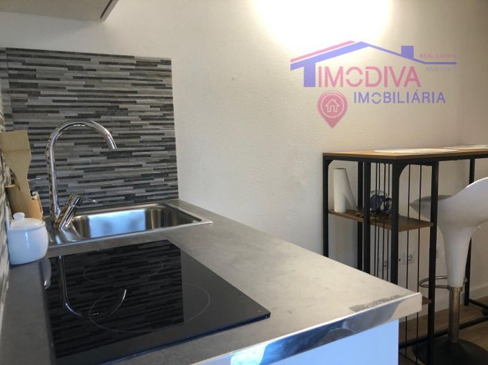 Image No.4-1 Bed House for sale