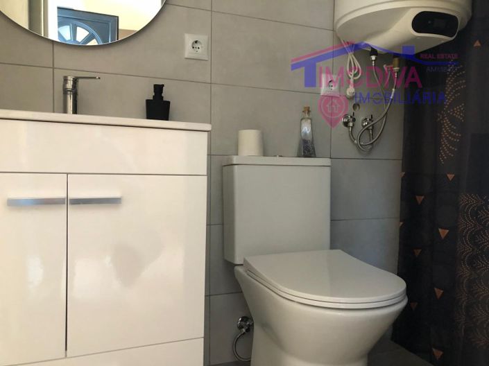 Image No.9-1 Bed House for sale