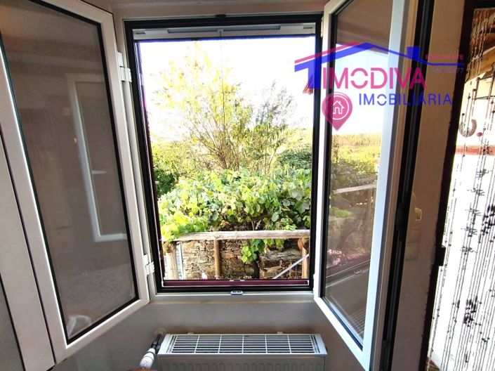 Image No.27-2 Bed House for sale