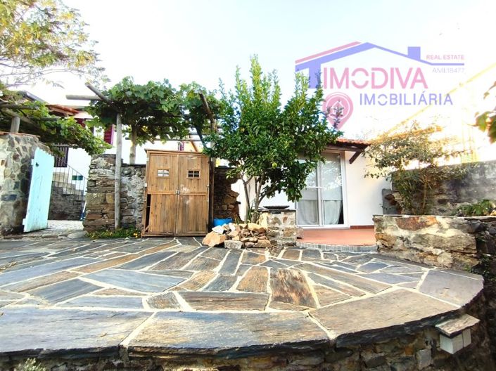 Image No.46-2 Bed House for sale