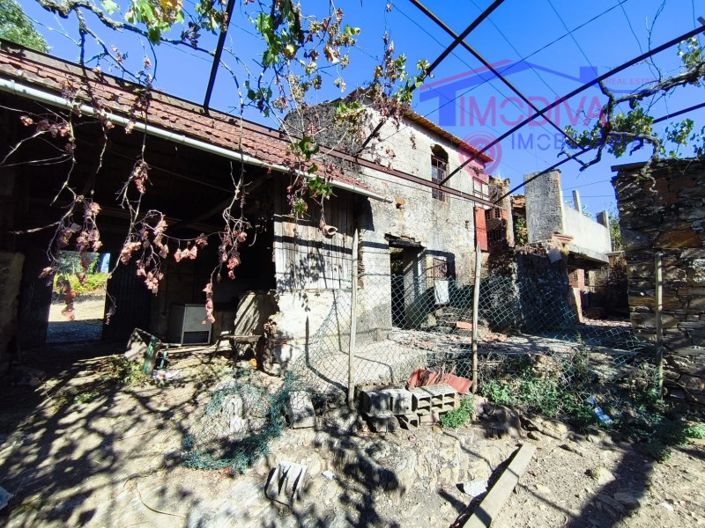 Image No.1-2 Bed House for sale