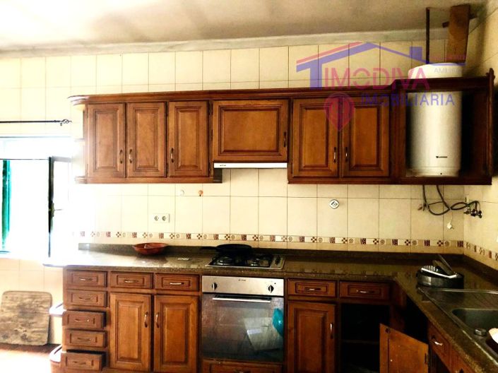 Image No.3-Maison de 4 chambres à vendre à Castanheira de Pêra