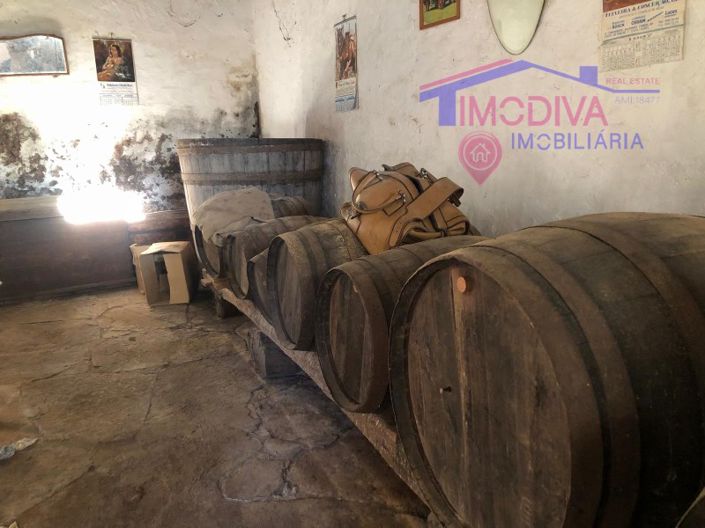 Image No.12-5 Bed House for sale