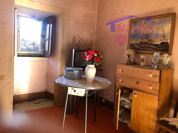 Image No.18-5 Bed House for sale