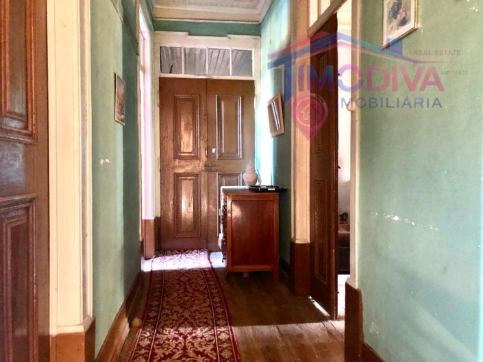 Image No.21-5 Bed House for sale