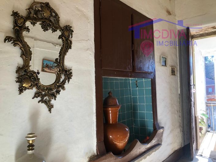 Image No.28-5 Bed House for sale