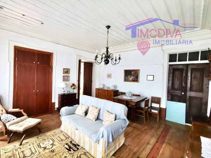 Image No.3-5 Bed House for sale