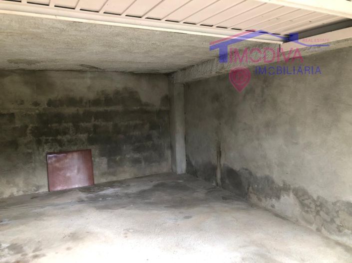 Image No.8-1 Bed House for sale