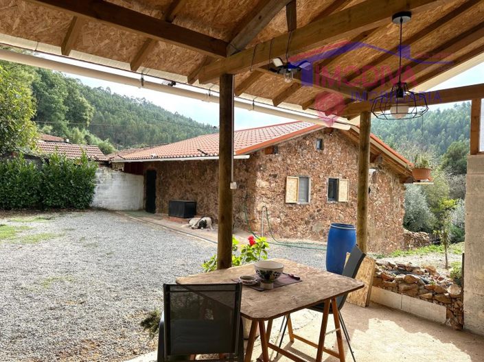 Image No.1-Maison de 2 chambres à vendre à Figueiró dos Vinhos