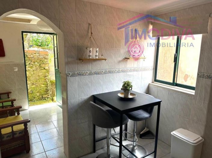 Image No.18-4 Bed House for sale
