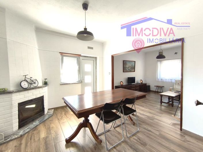 Image No.14-3 Bed House for sale