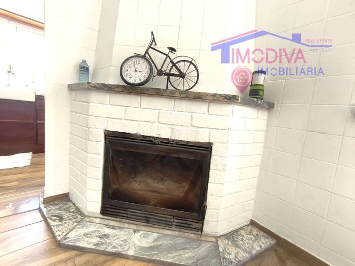 Image No.15-3 Bed House for sale