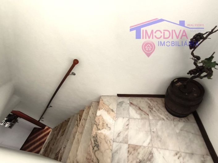 Image No.26-3 Bed House for sale