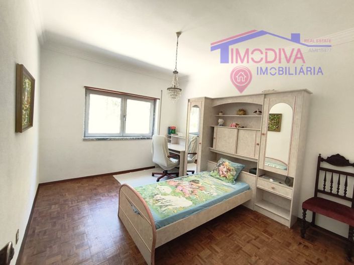 Image No.41-3 Bed House for sale