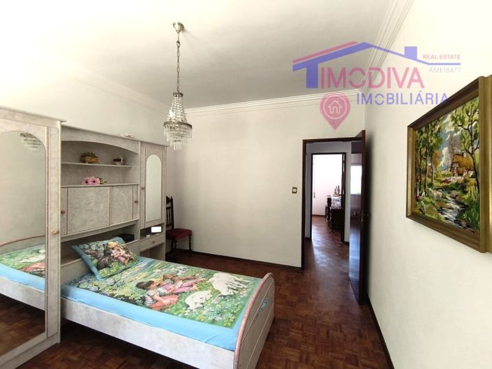 Image No.42-3 Bed House for sale