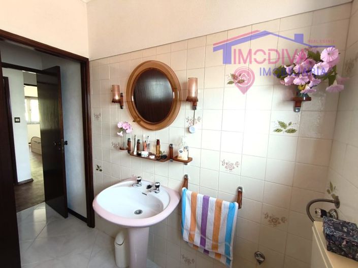 Image No.46-3 Bed House for sale