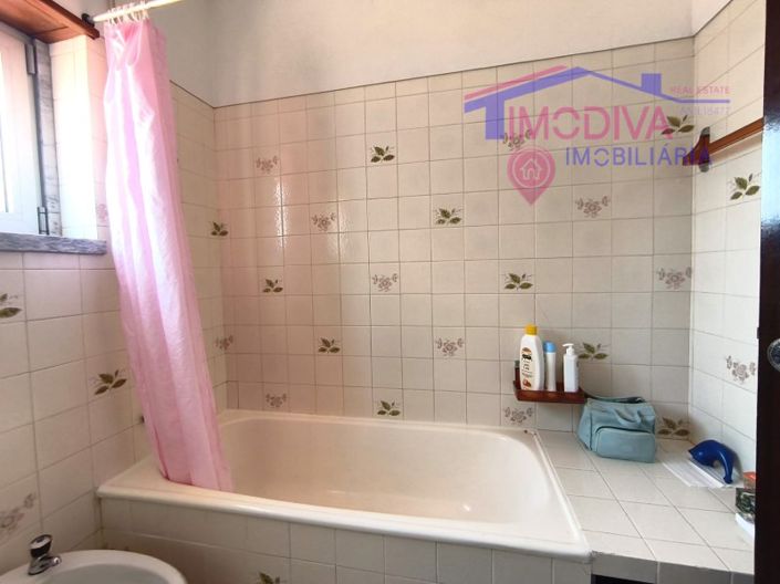 Image No.47-3 Bed House for sale