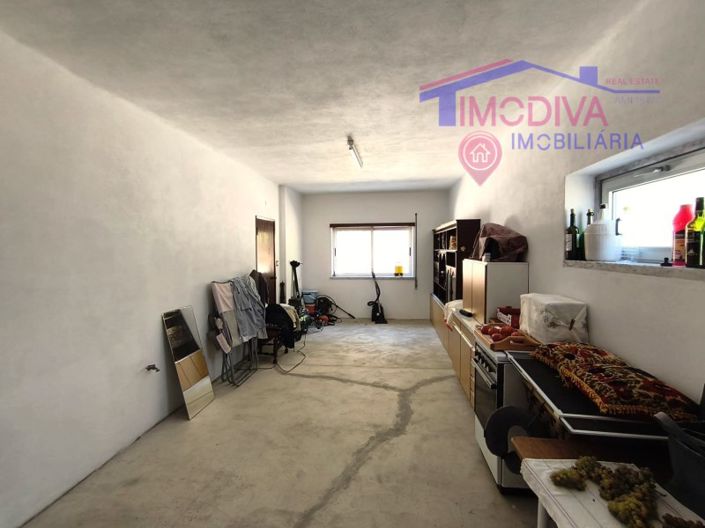 Image No.54-3 Bed House for sale