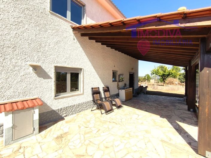 Image No.7-3 Bed House for sale