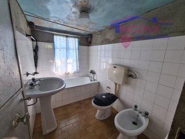 id0384c501-0000-0500-0000-000018dd2041