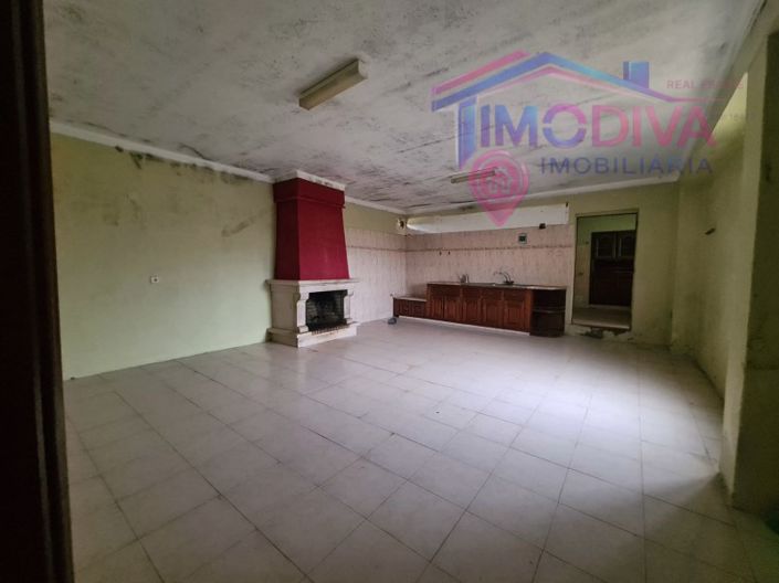 Image No.8-House for sale