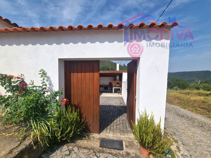 Image No.4-3 Bed House for sale