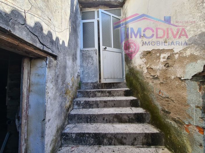 Image No.11-3 Bed House for sale