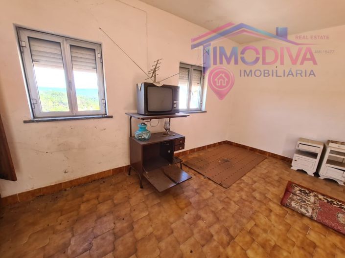 Image No.35-3 Bed House for sale