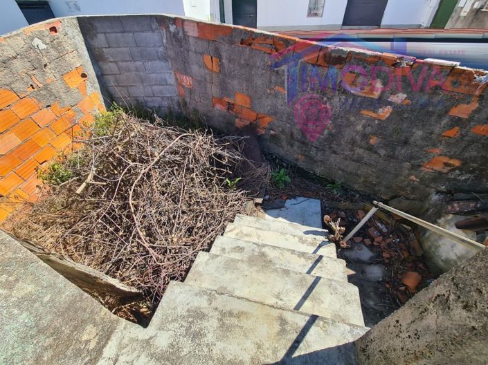 Image No.36-3 Bed House for sale