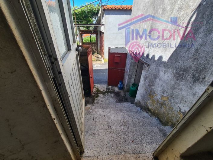 Image No.37-3 Bed House for sale