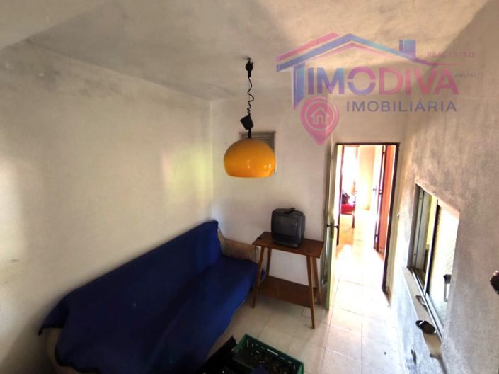 Image No.15-2 Bed House for sale