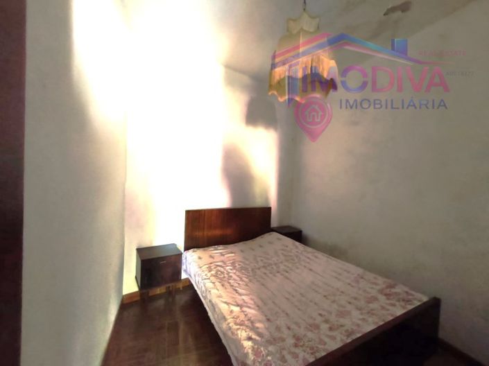 Image No.28-2 Bed House for sale