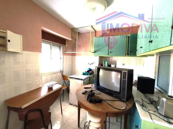 Image No.5-2 Bed House for sale