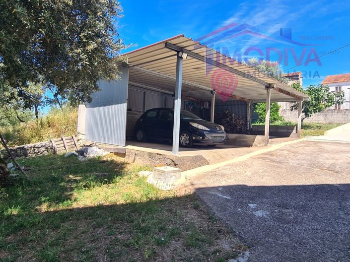 Image No.11-2 Bed House for sale