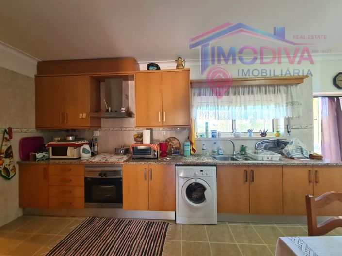 Image No.30-2 Bed House for sale
