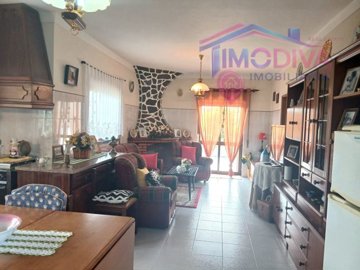 id8b4fce01-0000-0500-0000-00001993503e